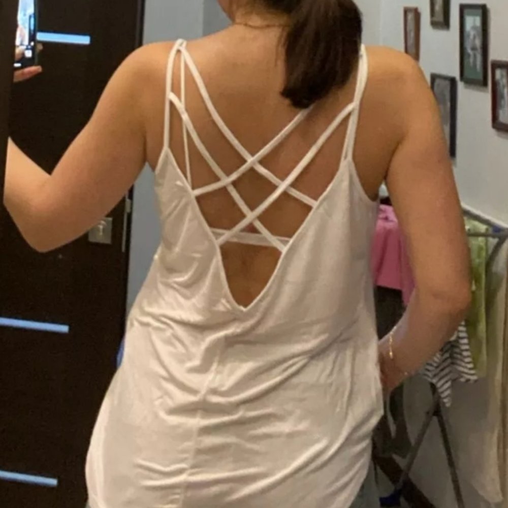 💎✨White Criss Cross Back Cami - Picture 3 of 3